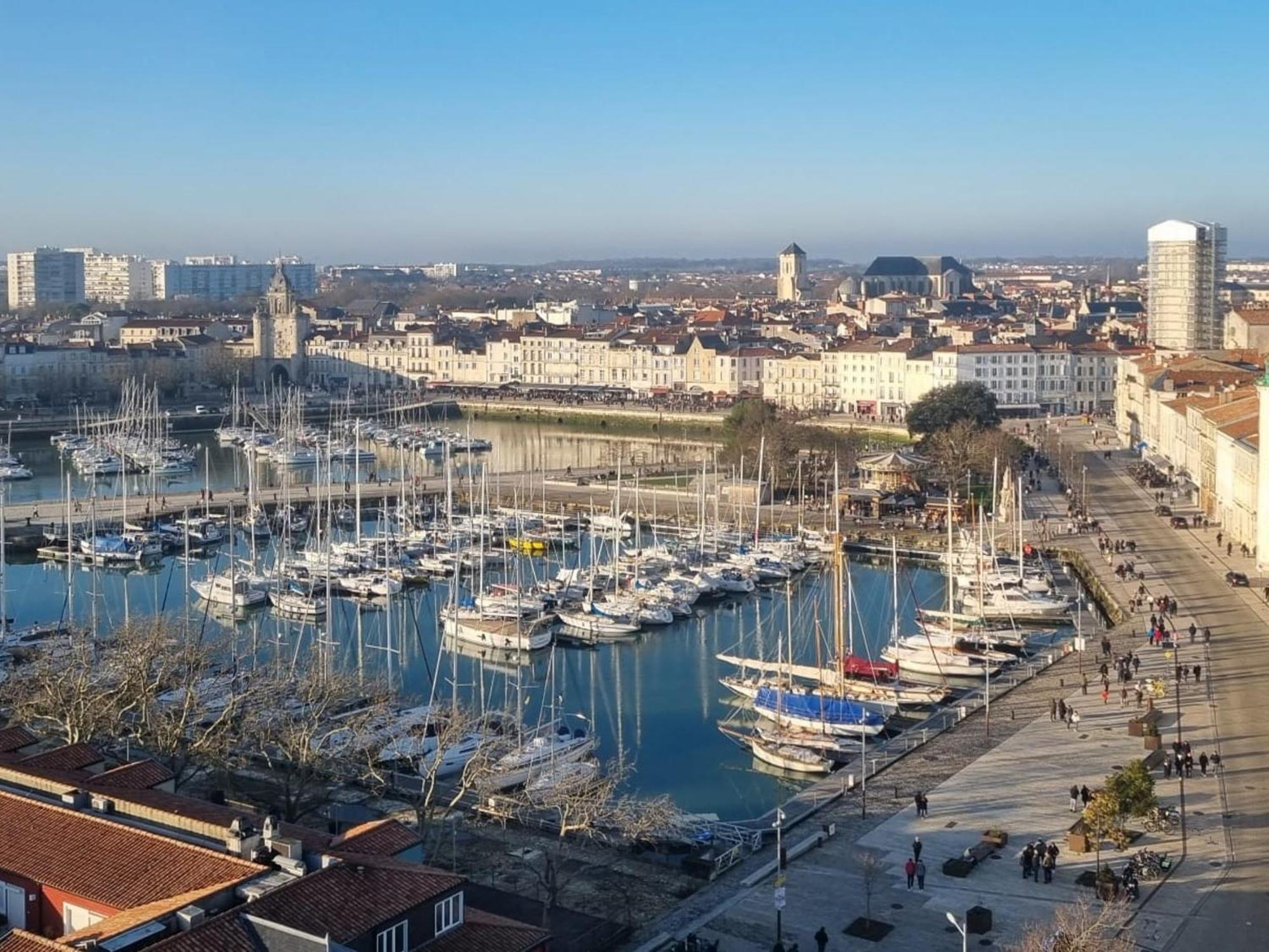 Studio Ensoleille Au Bord De Mer Avec Balcon Et Parking, Proche Centre Et Plage - La Rochelle - Fr-1-535-51 Eksteriør bilde
